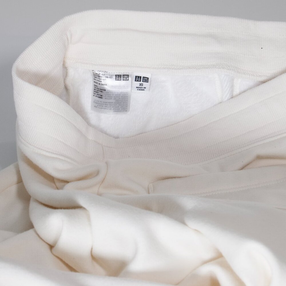 Warm Uniqlo Lined Sweat Pants - Picture 3 of 4